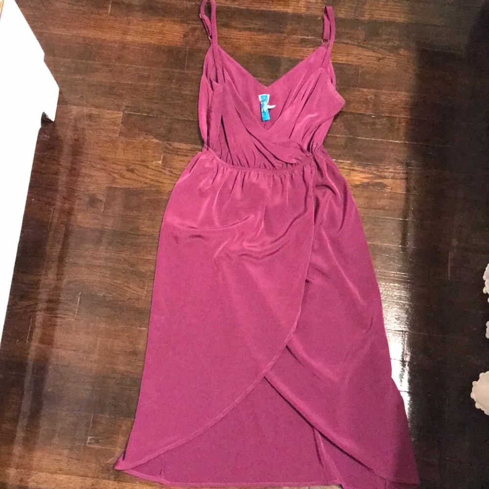 Maroon midi dress with cross front